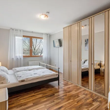 Apartment Mit Balkon Und Schoenem Moselblick *
