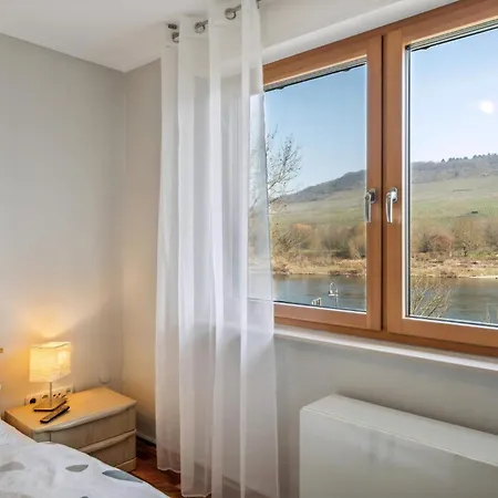 Apartment Mit Balkon Und Schoenem Moselblick